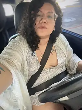 Snapshot of VanesssaMilf_ chatting on January 2026 01:48:02 PM VanesssaMilf online show from January 2026 01:48:02 PM