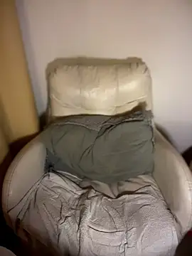 VanesssaMilf  online show from March 2026 05:08:02 AM