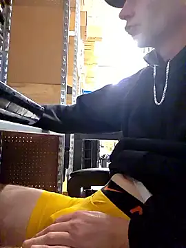 mythicbonez69 online show from January 2026 02:17:01 AM