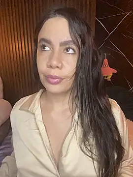 Snapshot of ValentinaEliot chatting on February 2026 12:20:01 AM ValentinaEliot online show from February 2026 12:20:01 AM