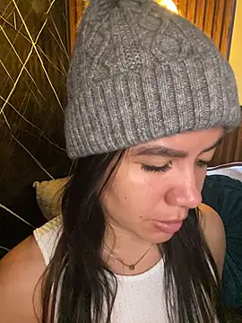 Snapshot of ValentinaEliot chatting on April 2026 01:41:01 PM ValentinaEliot online show from April 2026 01:41:01 PM