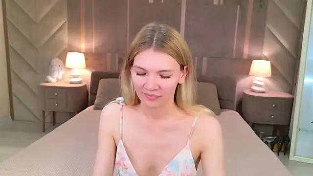 Vivien Hans online show from June 2026 03:45:02 PM