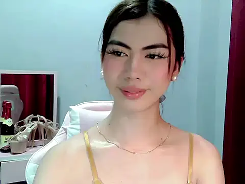 Ur hottestdella online show from January 2026 06:39:02 AM