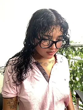 ladulcemary  online show from June 2026 07:58:02 PM
