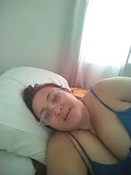 Nini Love  online show from February 2026 03:15:02 PM