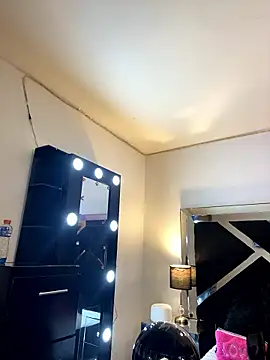 Snapshot of Moon_Magic666 chatting on January 2026 08:54:01 PM Moon Magic666 online show from January 2026 08:54:01 PM