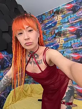 Tattoo  Moon online show from February 2026 01:21:02 AM