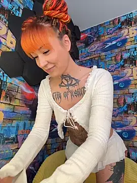 Tattoo  Moon online show from February 2026 11:23:01 PM