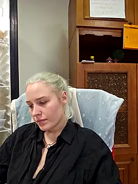 ChristinaWheeled11 online show from March 2026 03:18:02 PM