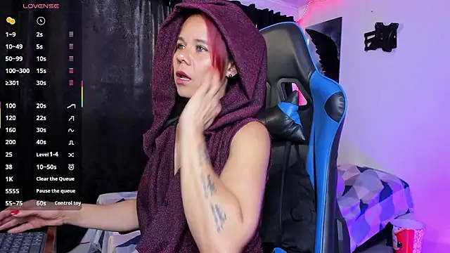 agathawalter  online show from March 2026 10:02:02 PM