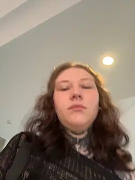 FionaMurr online show from December 2025 02:05:02 AM