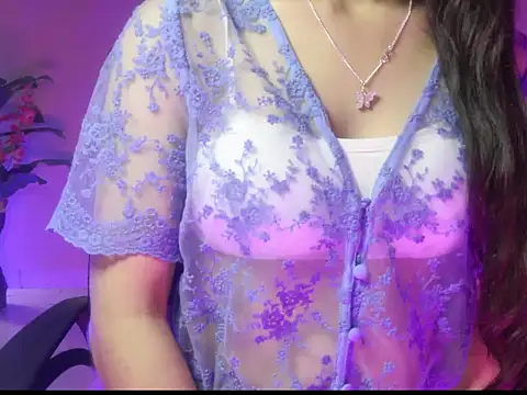 Isha Lush online show from December 2025 05:54:01 PM