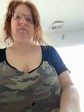 Lenaravenswood online show from April 2026 07:41:01 PM