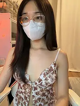 mimichannn99 online show from April 2026 08:11:02 PM