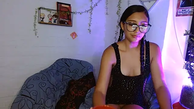 SweetEmxxx online show from June 2026 01:14:02 AM
