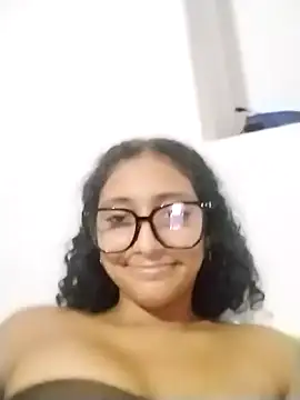SweetEmxxx online show from June 2026 12:24:01 AM