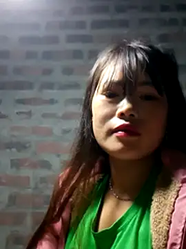 yana-zz online show from February 2026 01:32:01 AM