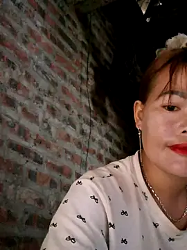 yana-zz online show from April 2026 06:03:02 AM