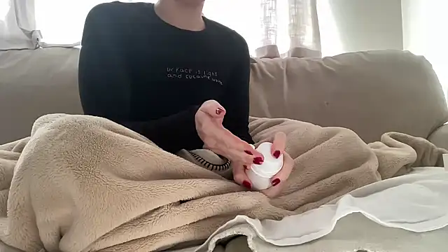 ijustturned18today online show from April 2026 09:01:02 AM