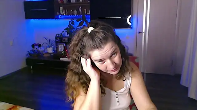 SofiaBoone online show from December 2025 09:43:02 PM