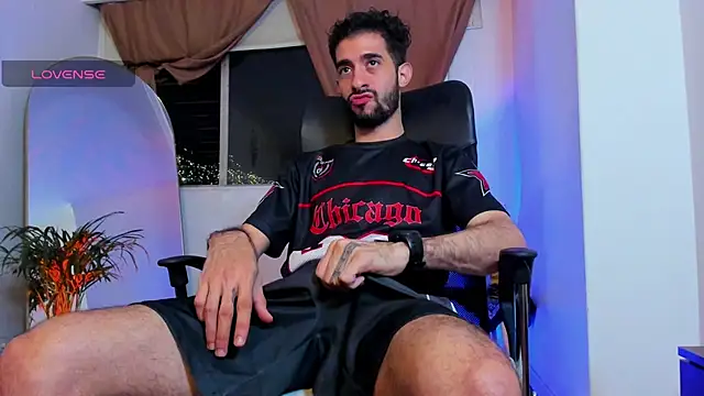  YOURHERO online show from April 2026 03:50:01 AM