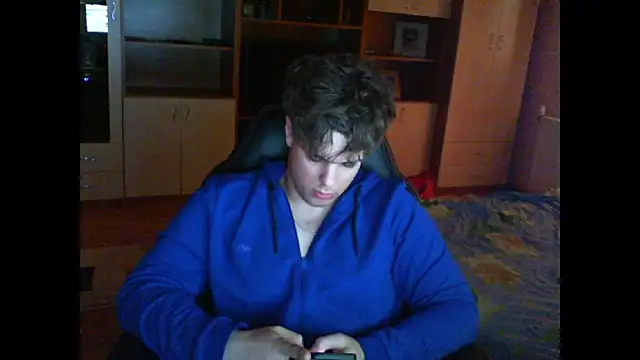 GymGuy0505 online show from March 2026 07:34:02 AM