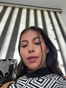 Valeria-escobar online show from April 2026 01:54:02 PM