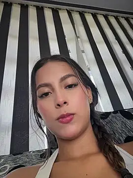 Valeria-escobar online show from April 2026 01:34:02 PM