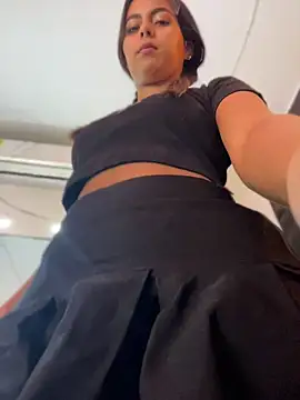 Valeria-escobar online show from April 2026 11:24:01 AM