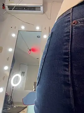 Valeria-escobar online show from May 2026 01:38:02 PM