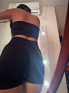 Valeria-escobar online show from May 2026 01:38:02 PM