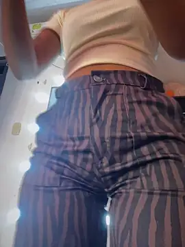 Valeria-escobar online show from May 2026 12:10:01 PM