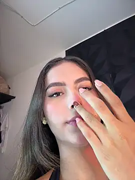 Valeria-escobar online show from May 2026 11:29:01 AM