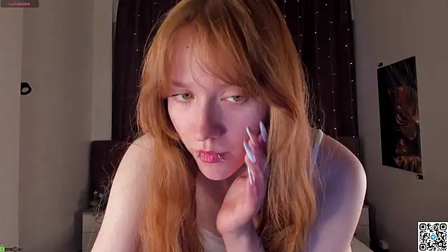 Snapshot of EmmaPratt chatting on May 2026 12:59:02 AM EmmaPratt online show from May 2026 12:59:02 AM