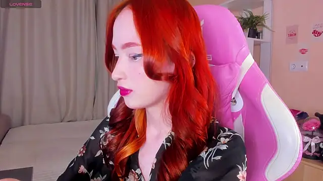 sunflare  online show from December 2025 05:28:02 PM