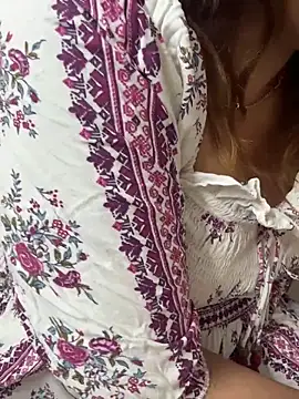 butterflyslay online show from April 2026 12:57:01 AM