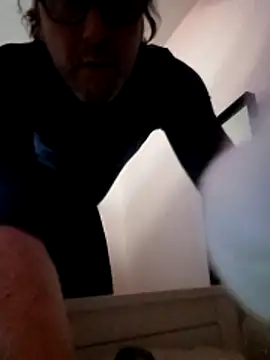 Olivassl22 online show from March 2026 09:43:02 PM