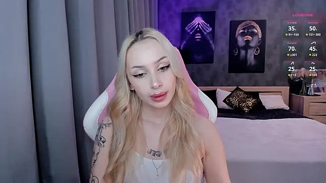 LanaMiracle online show from February 2026 04:16:01 AM