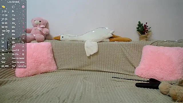 Vero VibeCharm online show from December 2025 08:30:02 AM