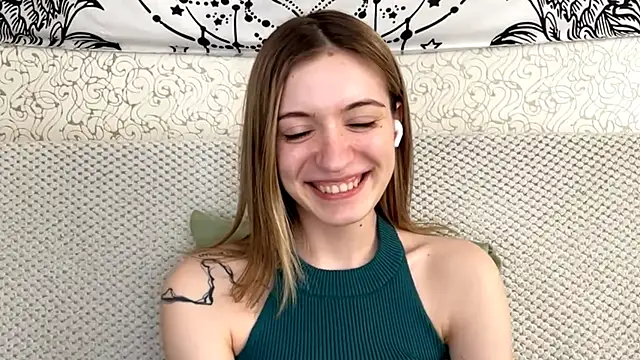 Shining Robi online show from April 2026 01:09:02 PM