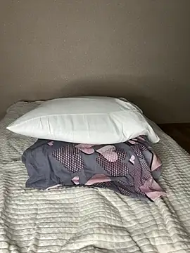 Snapshot of HelloAsh123 chatting on February 2026 06:50:02 PM HelloAsh123 online show from February 2026 06:50:02 PM