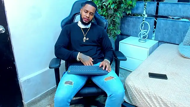 jay jhonson01 online show from February 2026 04:09:02 AM