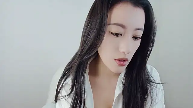 Snapshot of TXMIT chatting on March 2026 07:43:01 AM TXMIT online show from March 2026 07:43:01 AM