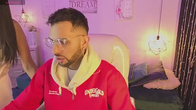 annie and ryan online show from February 2026 04:44:01 AM