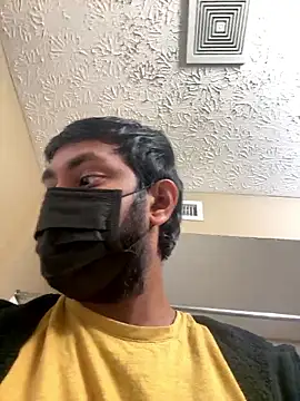 rohitgun023 online show from January 2026 11:43:02 PM