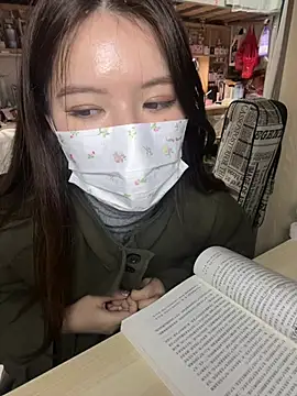 Momochen8839 online show from March 2026 10:28:02 AM