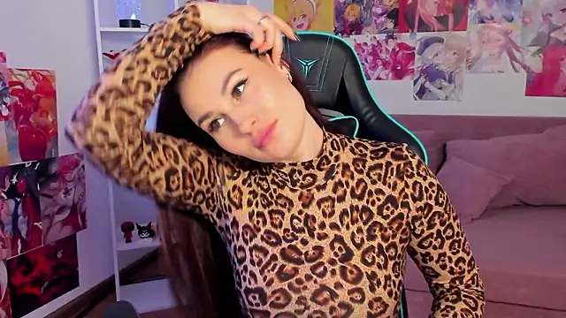 NoraFoxes online show from February 2026 06:40:02 AM