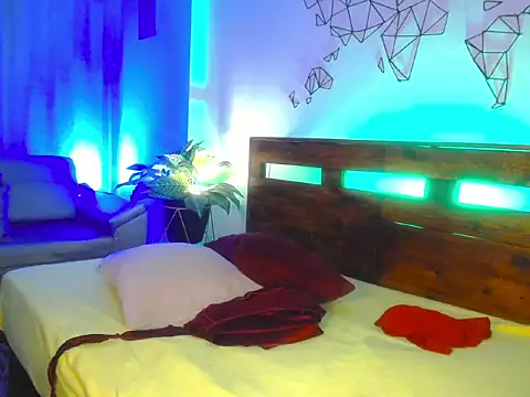 Catalinajoyful online show from March 2026 08:43:01 PM