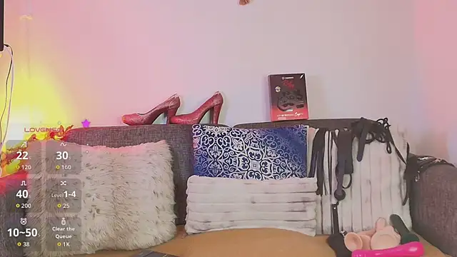 Laura hotmilf online show from April 2026 01:07:01 PM