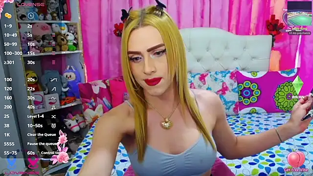 Snapshot of golden_girl01 chatting on April 2026 07:38:02 PM golden girl01 online show from April 2026 07:38:02 PM